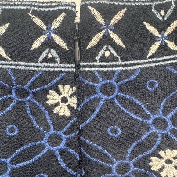 Loft Navy White Embroidered Lined Mini Skirt Classic Chic Size 8 - Picture 5 of 8